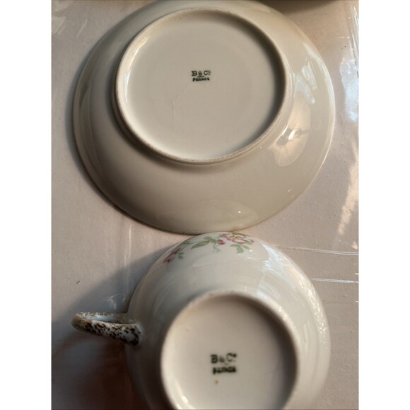 B & Co France Vintage Hand Painted 3 Cups And 4 SaucersFloral Pattern - Picture 3 of 6